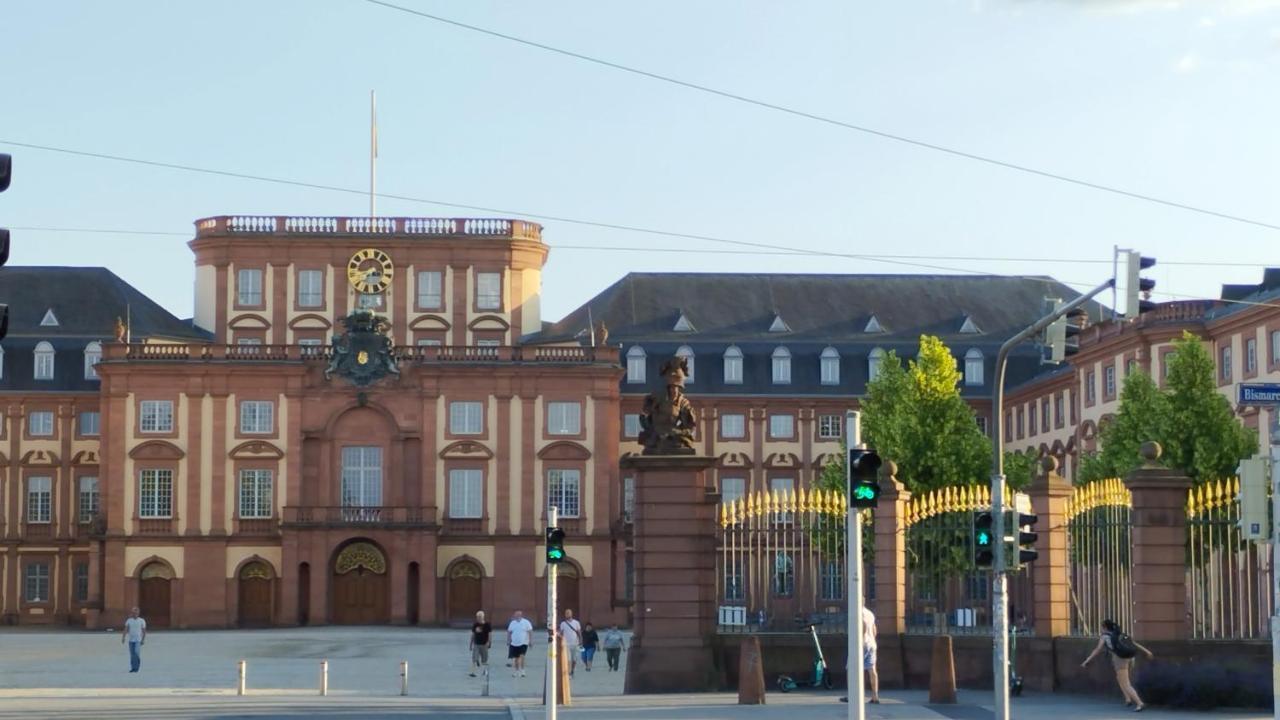 Mannheim City Hostel Zimmer 4 - Hostel Liudao エクステリア 写真
