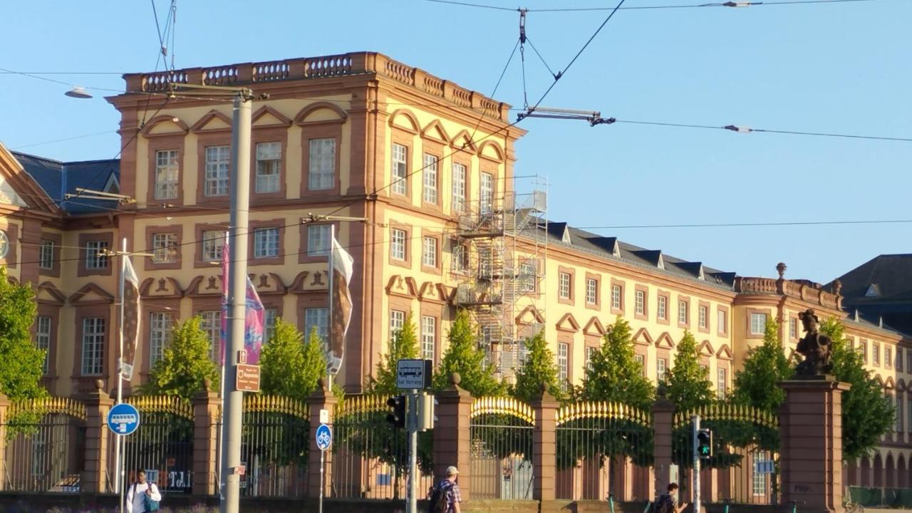Mannheim City Hostel Zimmer 4 - Hostel Liudao エクステリア 写真